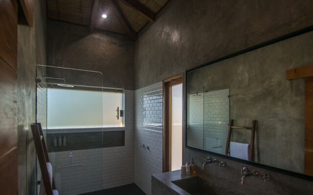 Hermosa-Hills Luxury Villas