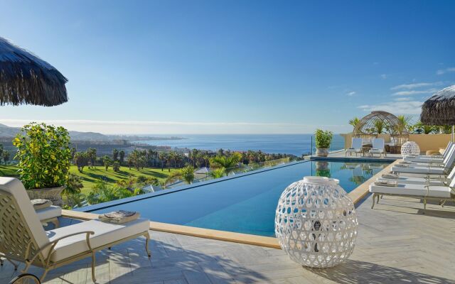 Royal River, Luxury Hotel - Adults Only