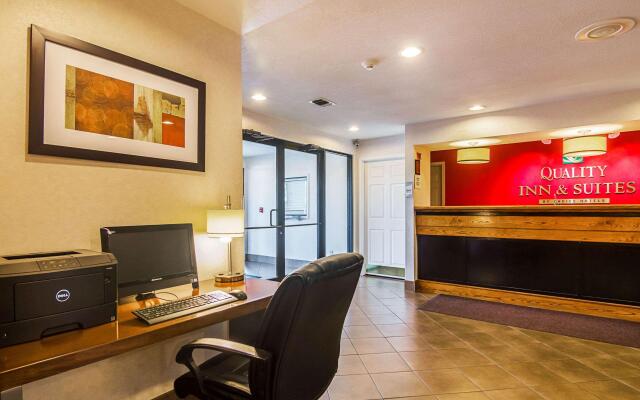 Quality Inn & Suites Garland - East Dallas