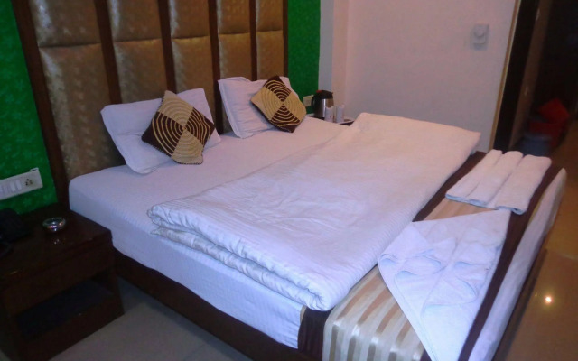 Hotel Guruvas Inn
