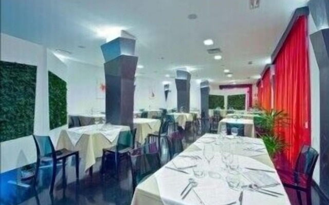 Eden Hotel