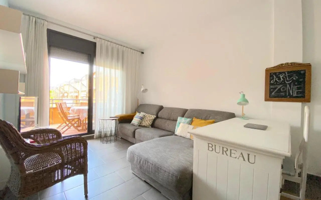 Coma-Ruga Beach Apartment