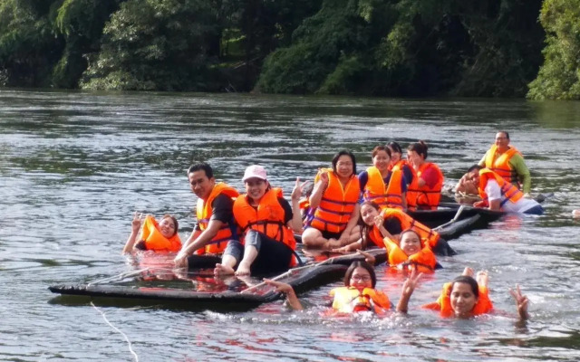 Aekpailin River Kwai Resort Kanchanaburi