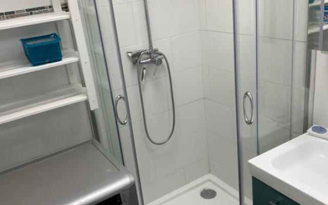 Studio Cabine Dans Residence Avec Piscine