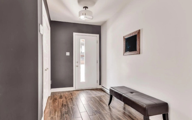 25- Chalet à Louer à Stoneham