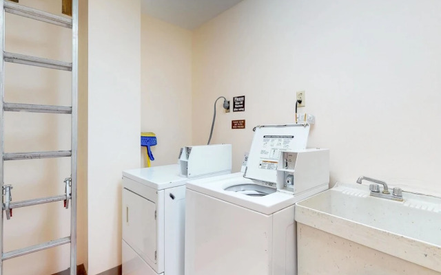 Water's Edge Condominium