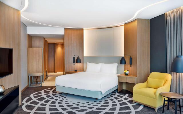 Double Tree by Hilton Dubai Business Bay Hotel