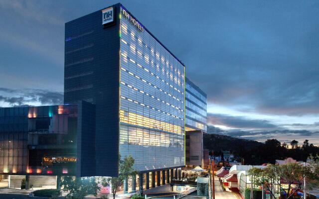 NH Mexico City Valle Dorado