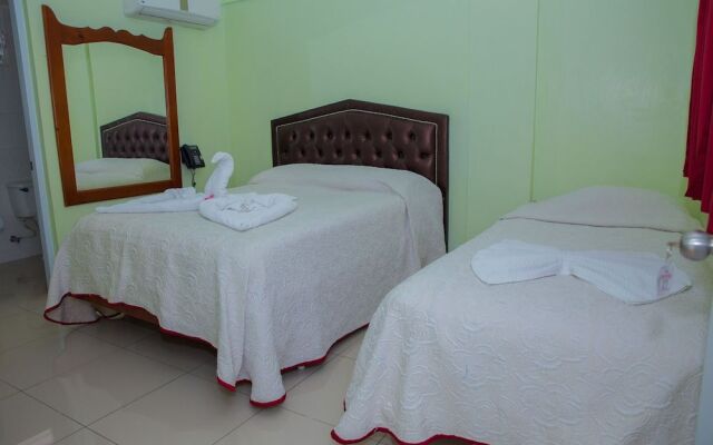 Aparta Hotel Don Olivo