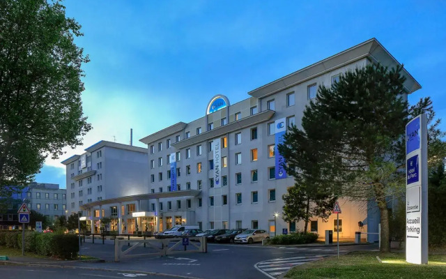 Cyan Hotel Roissy Villepinte Parc Des Expositions