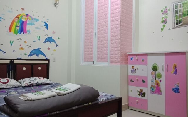 Europe Town Hostel & Bar - Adults Only