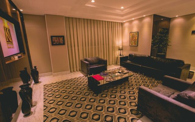 Prado Hotel Business