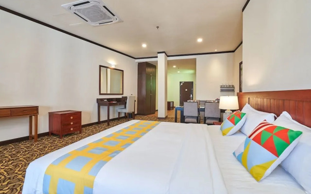 OYO Home 89378 The Platinum Suites