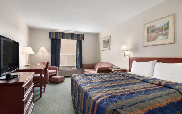 Travelodge by Wyndham Stony Plain