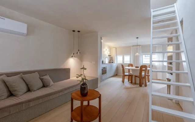 Urban Getaway for two in the Heart of Antwerp