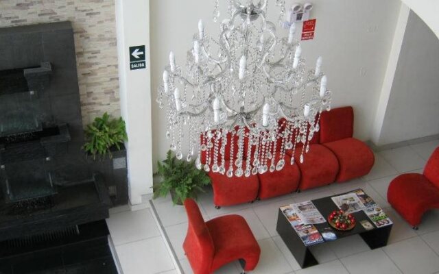 Plaza Real Hotel