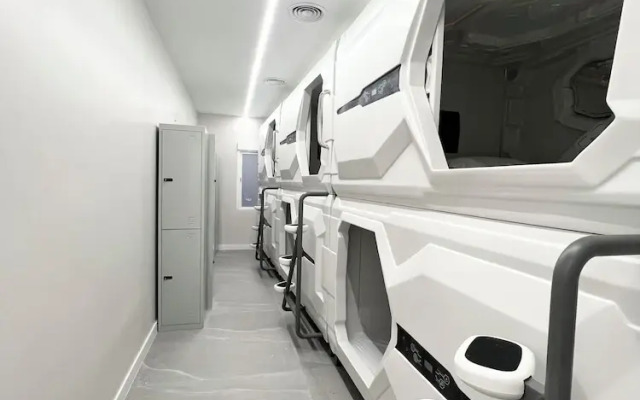 Hostel Space Capsule