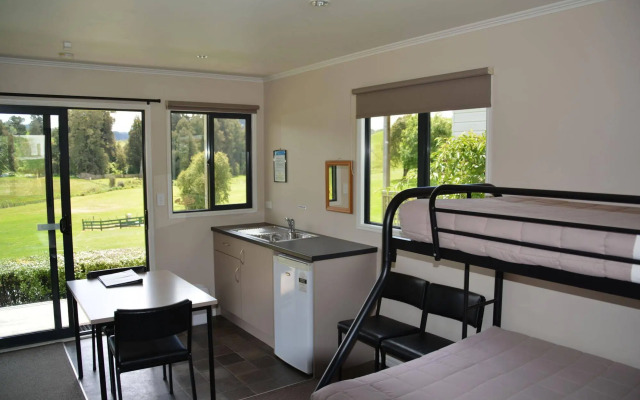 Waitomo Top 10 Holiday Park