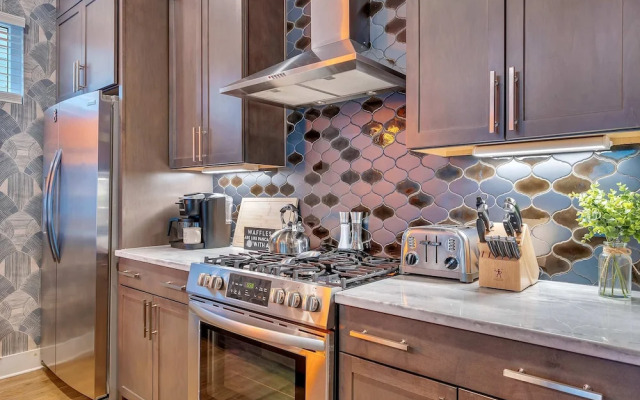 Rooftop Deck Shuffleboard BBQ Near Downtown