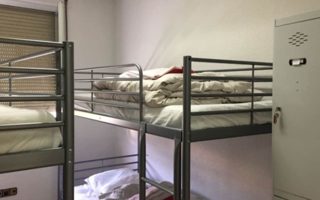 Apartmenti Chamartin- Hostel