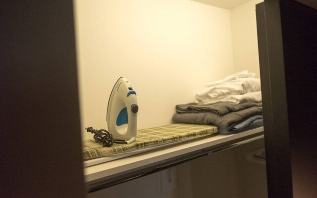 Luxury 2 Bedroom Downtown Apartment