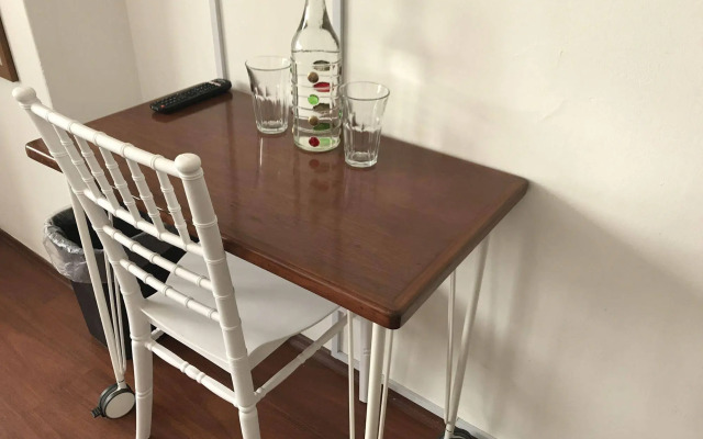 Shakespeare Apartment
