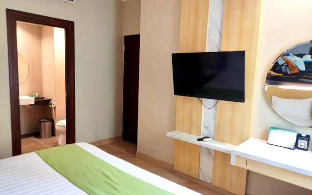 Lorin Sentul Hotel