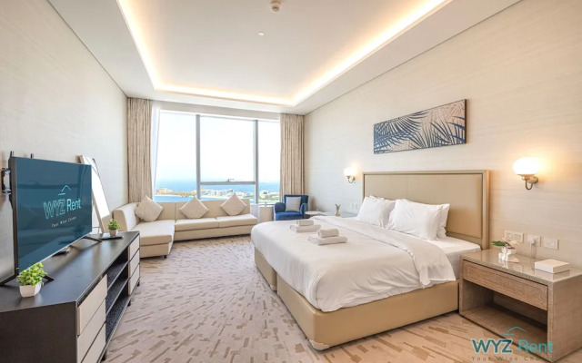Luxurious studio in St Regis Palm View