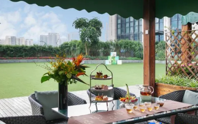 Chongqing  Xanadu Moon Hotel – Outside – Chongqing
