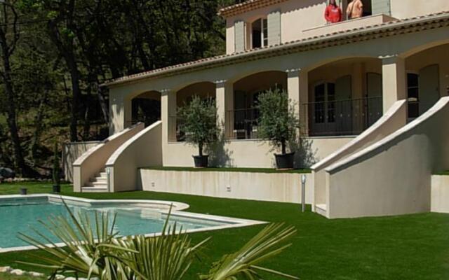 Bastide de la Source