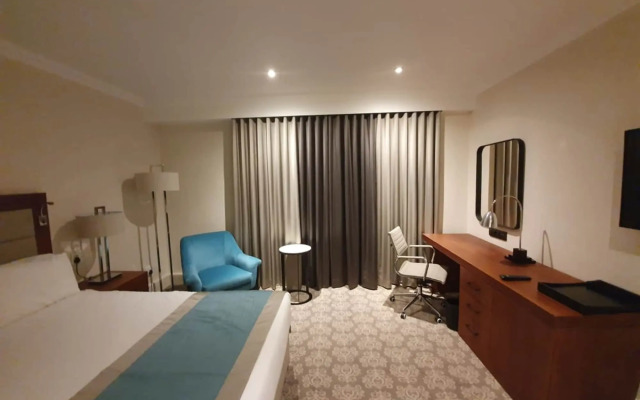 Holiday Inn Johannesburg Sunnyside Park by IHG