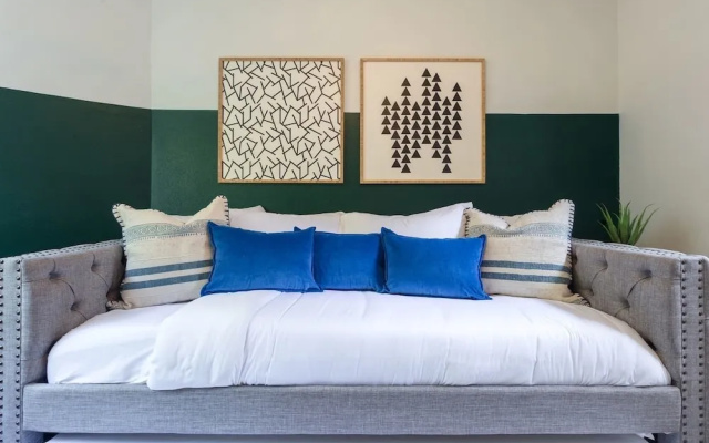 Unique 4BR ATX Home by Domio
