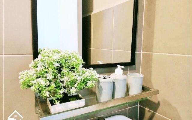 Les Luxe Rooms - Symphony Tower 2