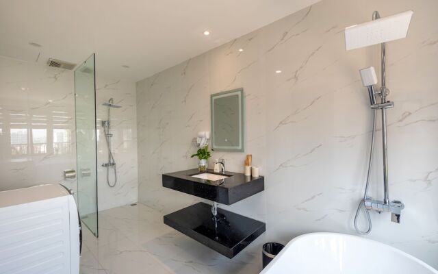 The Home Hotel & Apartment