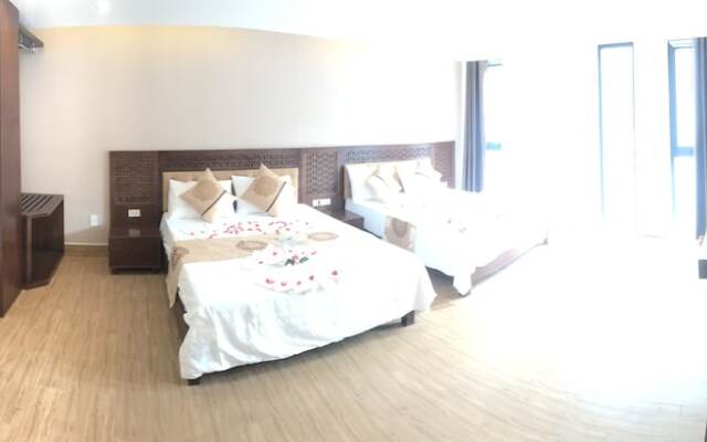Romance Hotel