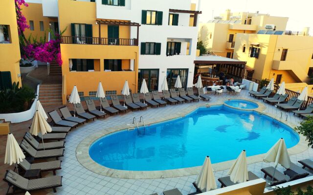 Elmi Suites Beach Hotel