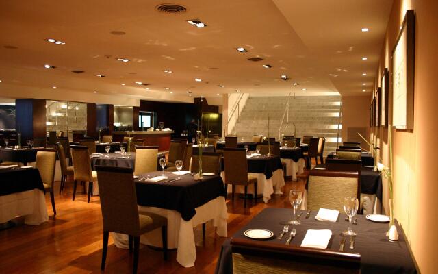 Ros Tower Hotel