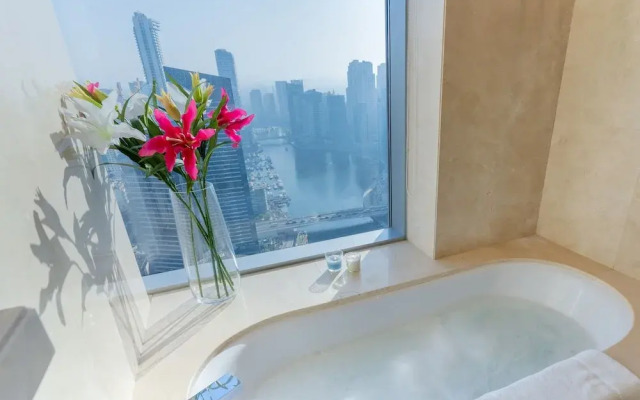 Stunning Studio JW Marriott Marina