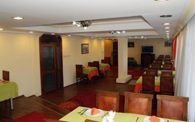 Grand Hotel Duman