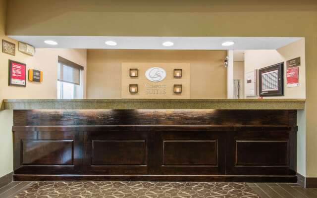 Comfort Suites Rochester Henrietta University Area