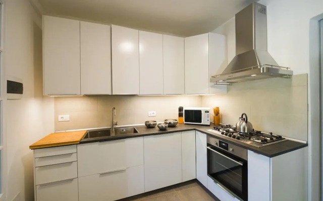 Il Motto Villa With big Garden and Lake View