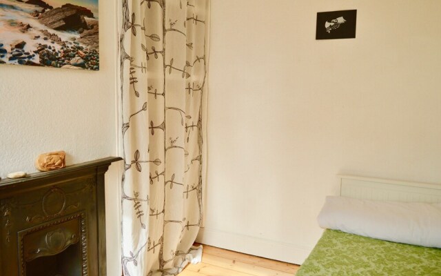 2 Bedroom Bristol Home