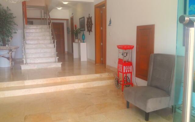 Vista Marina Residence