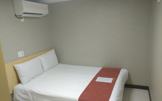 Hotel Myeong-Dong