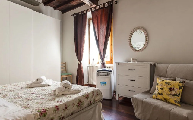 Borgo Pinti Apartment