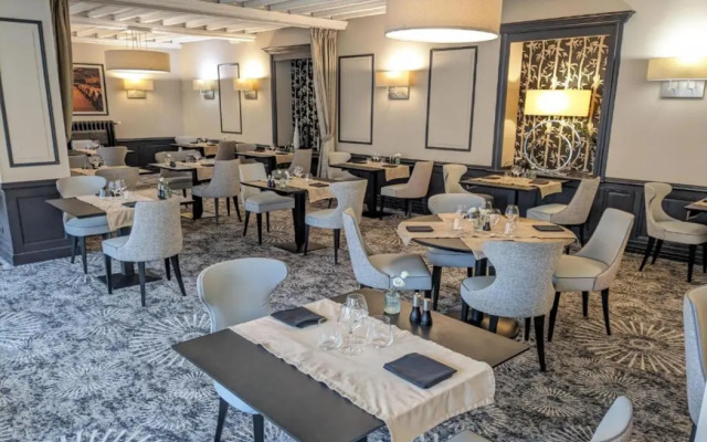 Hotel Le Lion d'Or et restaurant la Table du Lion