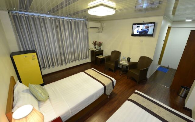 Win Star Hotel