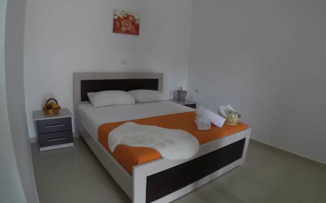 Prive Hotel and Apartment