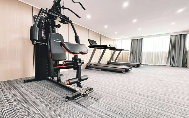 Hawthorn By Wyndham Guangzhou Baiyun Airport