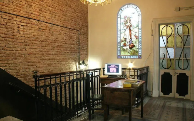 Elefante Rosa Hostel